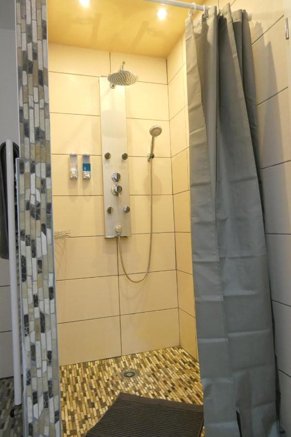Ferienwohnung Am Bodensee- Zentrale Lage, Free Parking And Wifi, 109 M2, Privater Garten, 7 Gaeste, 2X Kingsize Boxspringbett, Familienfreundlich FDH Екстериор снимка